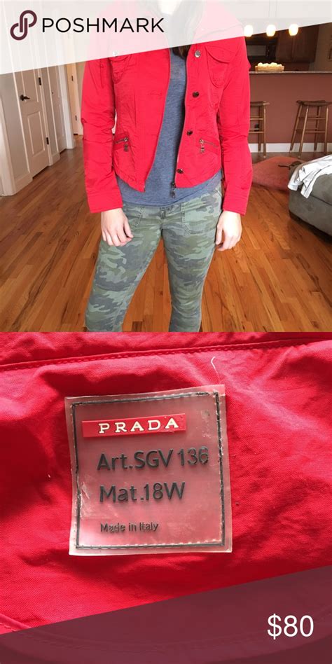 prada art.sgv136 mat.18w womens red jacket